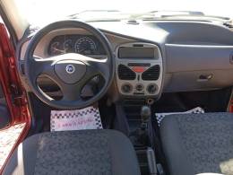 FIAT - PALIO - 2006/2006 - Vermelha - R$ 16.900,00