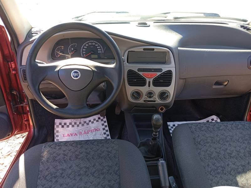 FIAT - PALIO - 2006/2006 - Vermelha - R$ 16.900,00
