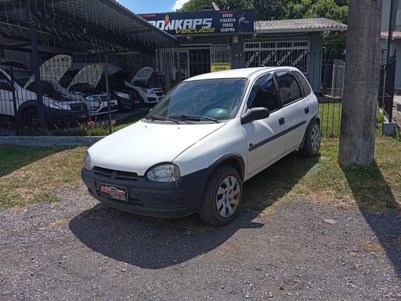 CHEVROLET - CORSA - 1996/1996 - Branca - Sob Consulta